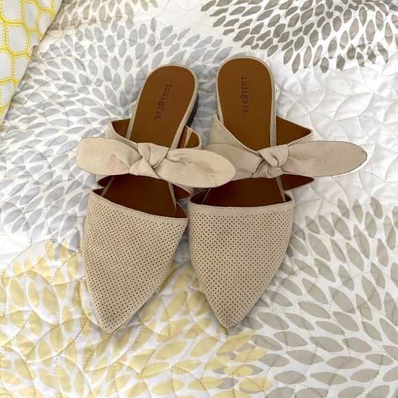 Bow shoes - Picture 1 of 1